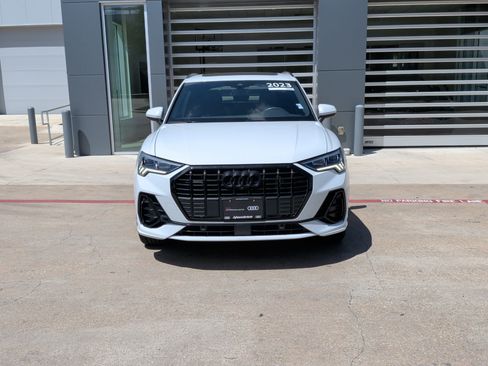 Used 2023 Audi Q3 2.0T Premium Plus w/ Premium Plus Package AWD/4WD image 3
