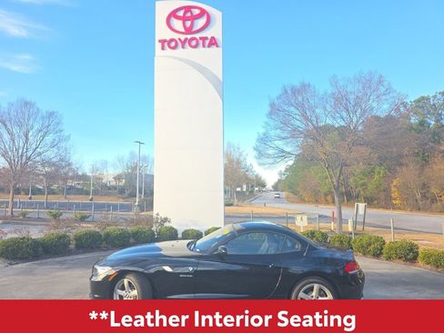 Used 2013 BMW Z4 sDrive28i image 3