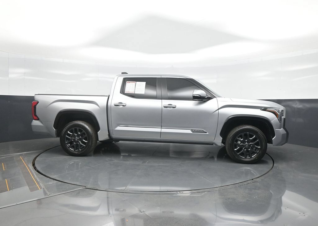 Used 2025 Toyota Tundra Platinum AWD/4WD image 8