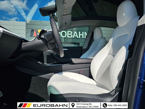Used 2024 Tesla Model Y Performance AWD/4WD image 12