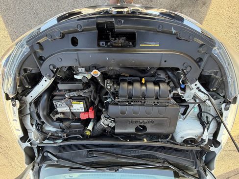 Used 2017 Nissan Sentra SR w/ SR Midnight Edition image 14