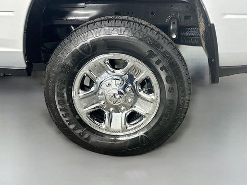 New 2026 RAM 2500 Tradesman w/ Chrome Appearance Group image 20