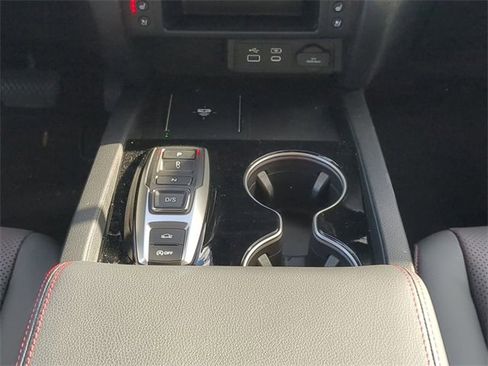 Used 2025 Honda Ridgeline Black Edition image 18