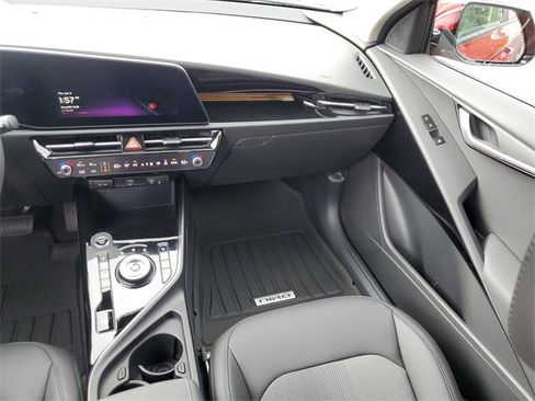 New 2025 Kia Niro Wind w/ Wind Preserve Package image 15