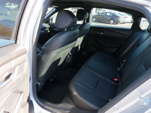 Used 2025 Honda Accord Sport image 14