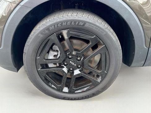 Certified 2023 Kia Telluride SX X-Line AWD/4WD image 32