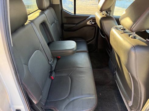 Used 2010 Nissan Frontier PRO-4X w/ Pro-4x Value Truck Pkg image 14