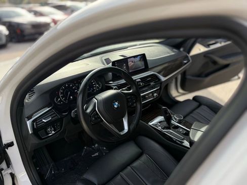 Used 2019 BMW 530e image 31