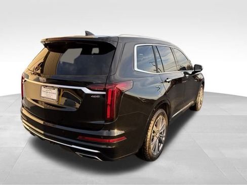Used 2021 Cadillac XT6 Premium Luxury image 2