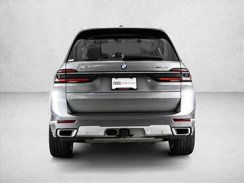 Used 2024 BMW X7 xDrive40i w/ Premium Package image 7