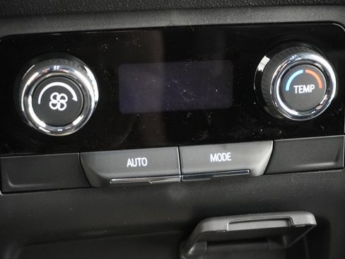 New 2026 Chevrolet Traverse Z71 w/ Enhanced Driving Package AWD/4WD image 42