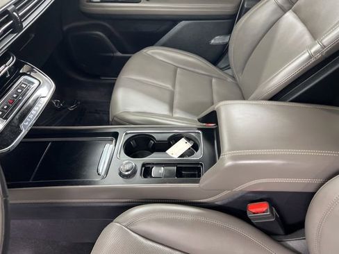 Certified 2023 Lincoln Corsair AWD w/ Equipment Group 101A image 15
