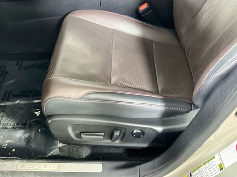 Used 2019 Lexus RX 350 AWD w/ Navigation Package image 19