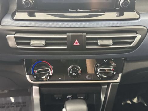 Used 2021 Kia Seltos S FWD image 10