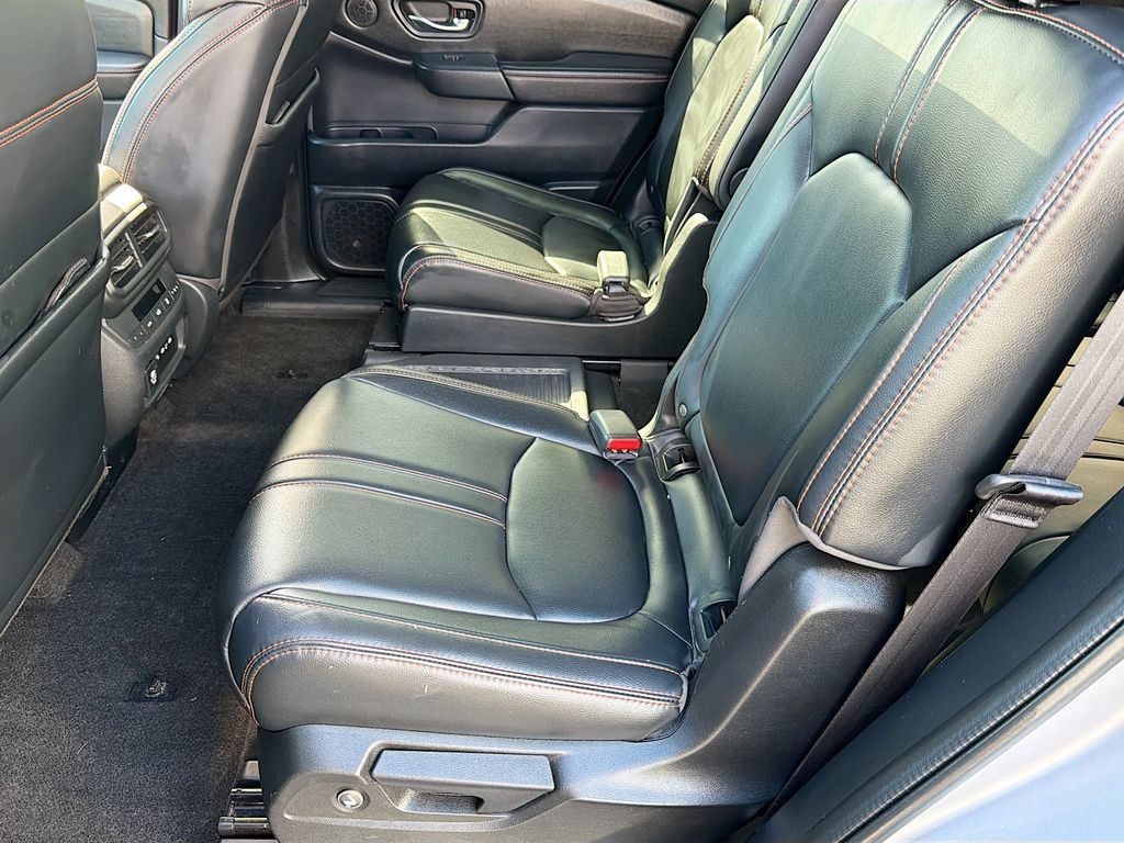 Used 2024 Honda Pilot TrailSport image 26