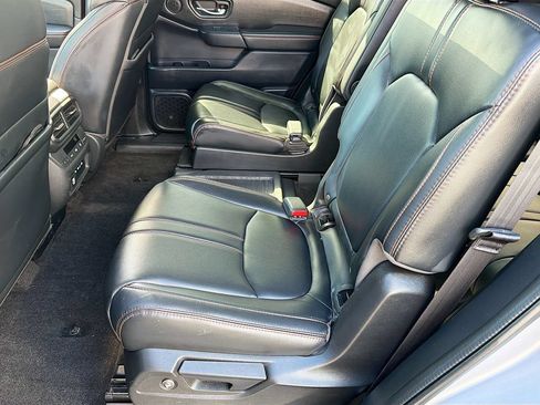Used 2024 Honda Pilot TrailSport image 26