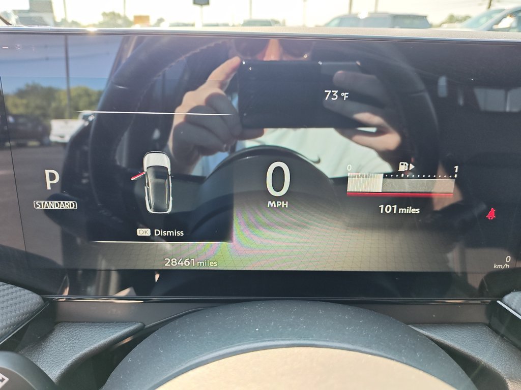 Used 2025 Nissan Kicks SR AWD/4WD image 20