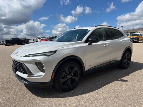 Used 2025 Buick Envision Sport Touring image 11