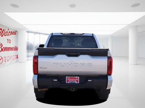 Used 2023 Toyota Tundra SR5 w/ SR5 Convenience Package AWD/4WD image 6