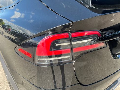 Used 2022 Tesla Model X Plaid AWD/4WD image 38