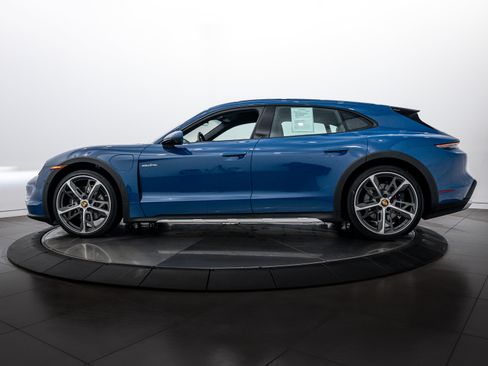 Certified 2024 Porsche Taycan 4 Cross Turismo image 2