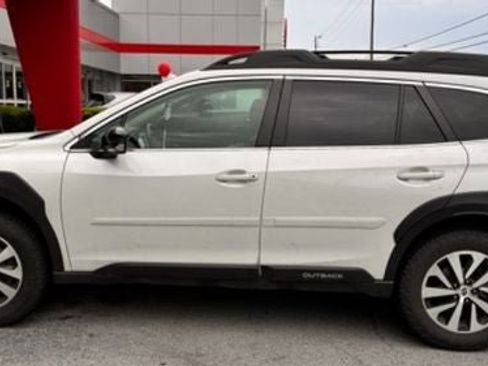 Used 2024 Subaru Outback Premium AWD/4WD image 14