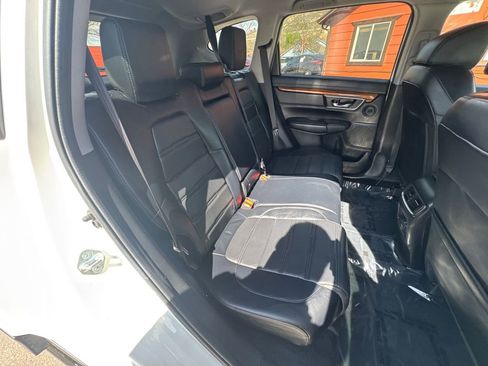 Used 2018 Honda CR-V Touring image 17