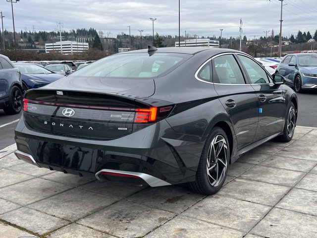 New 2026 Hyundai Sonata SEL AWD/4WD image 8