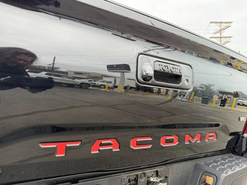 Used 2023 Toyota Tacoma SR image 32