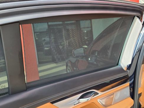 Used 2016 BMW 750i xDrive image 19