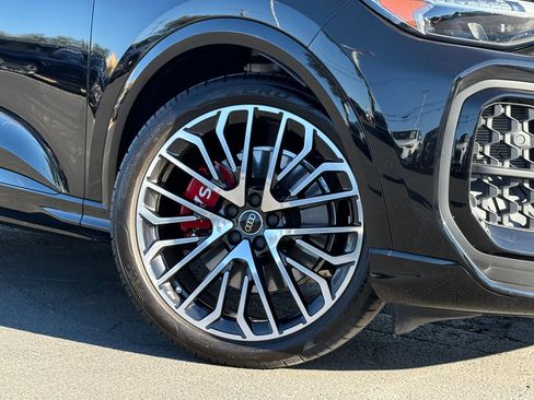 Certified 2025 Audi SQ5 Premium Plus image 1