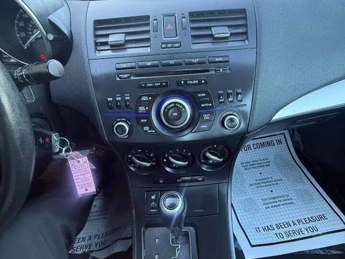 Used 2012 MAZDA MAZDA3 i Grand Touring image 15