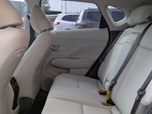 New 2026 Hyundai Kona SEL Premium image 17