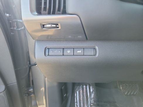 New 2026 Nissan Pathfinder SL FWD image 22