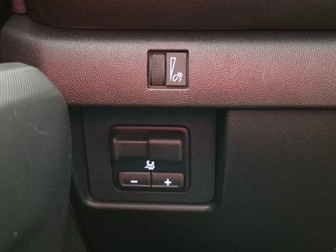 New 2026 Chevrolet Colorado LT RWD image 16