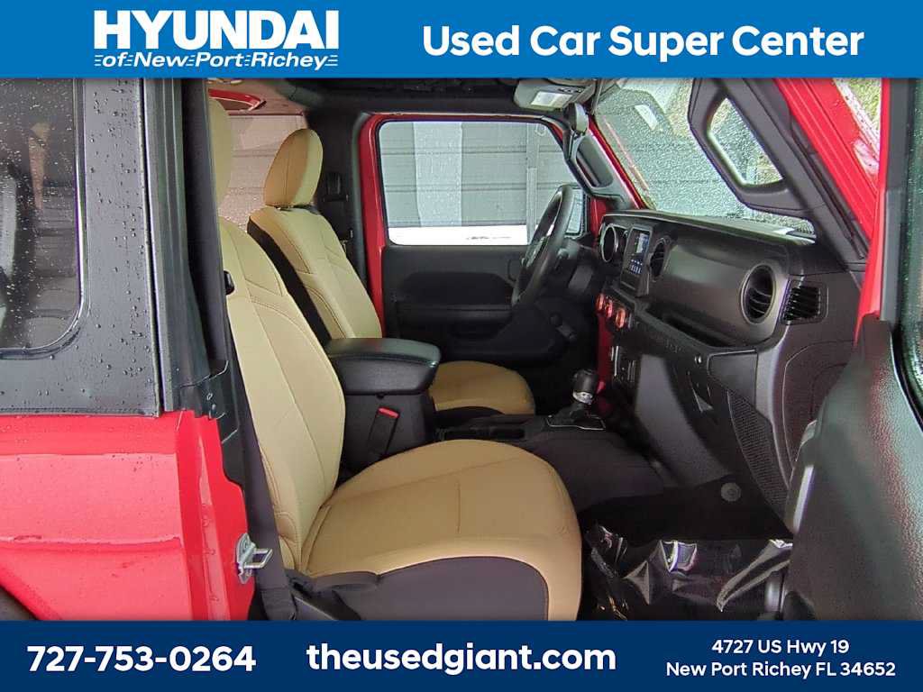 Used 2023 Jeep Wrangler Sport AWD/4WD image 15