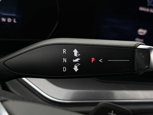 Used 2025 Chevrolet Tahoe RST image 19