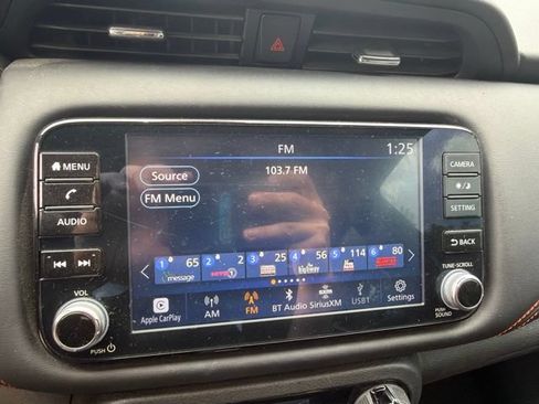 Used 2021 Nissan Kicks SR FWD image 12