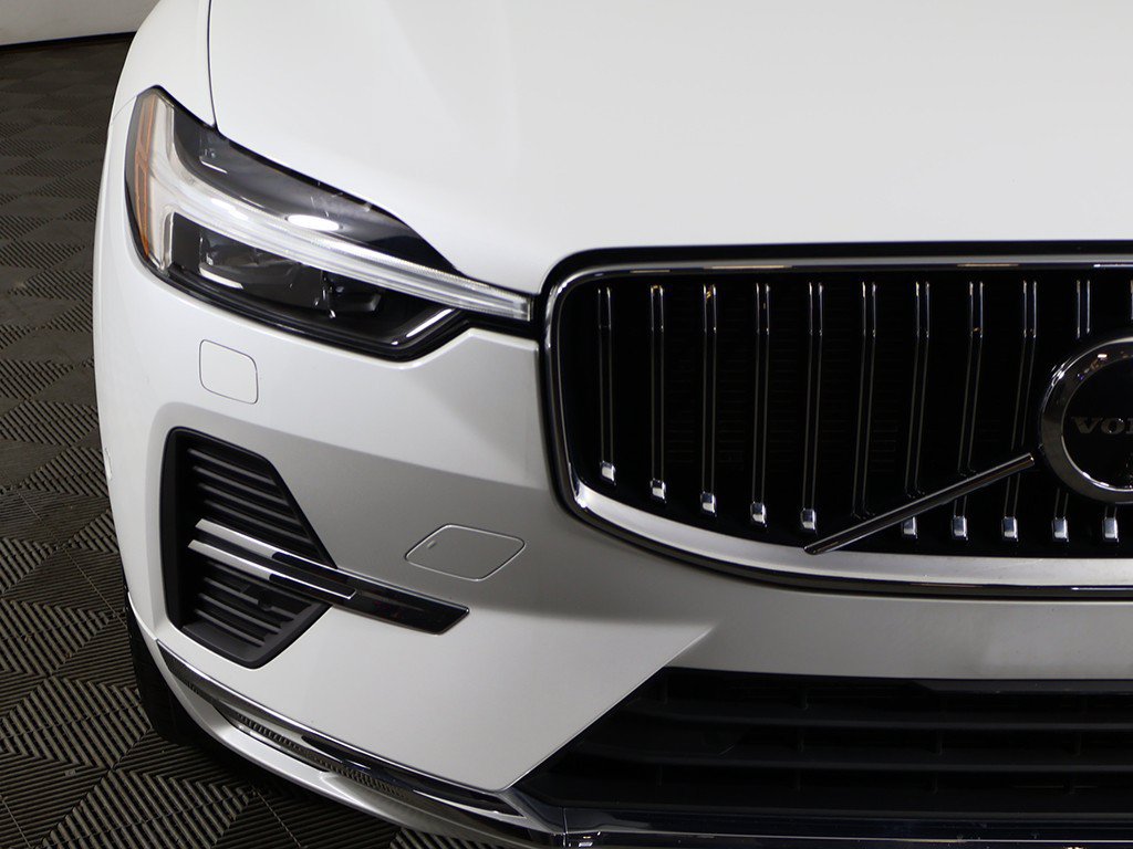 Used 2023 Volvo XC60 B5 Plus w/ Climate Package AWD/4WD image 15