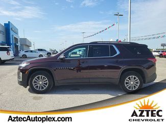 Used 2022 Chevrolet Traverse LT image 1