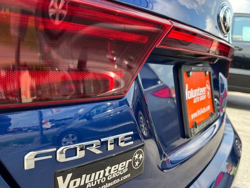 Used 2021 Kia Forte LXS FWD image 8