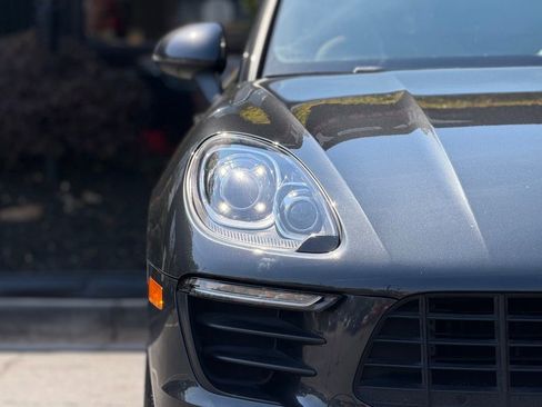 Used 2018 Porsche Macan image 4