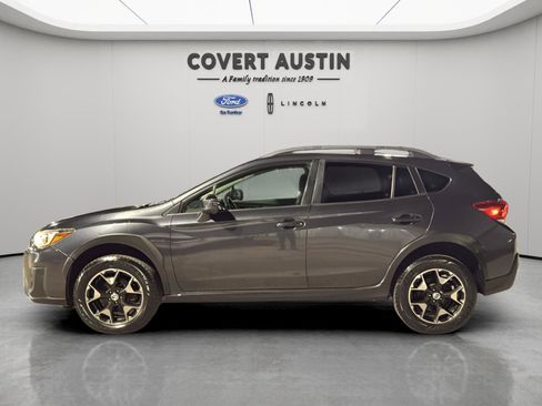 Used 2018 Subaru Crosstrek 2.0i Premium image 2