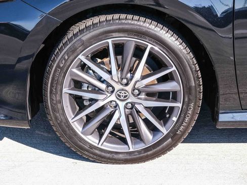 Used 2023 Toyota Camry XLE w/ Navigation Package FWD image 10