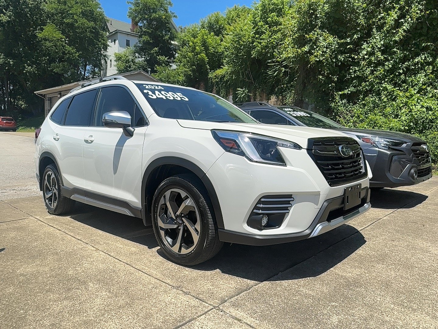 Used 2024 Subaru Forester Touring w/ Convenience Package AWD/4WD image 1
