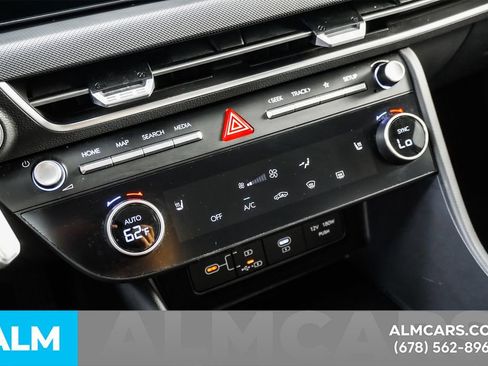 Used 2025 Hyundai Sonata SEL FWD image 36