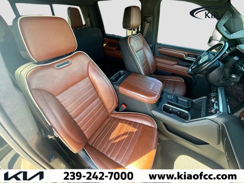 Used 2025 GMC Sierra 3500 Denali Ultimate image 14