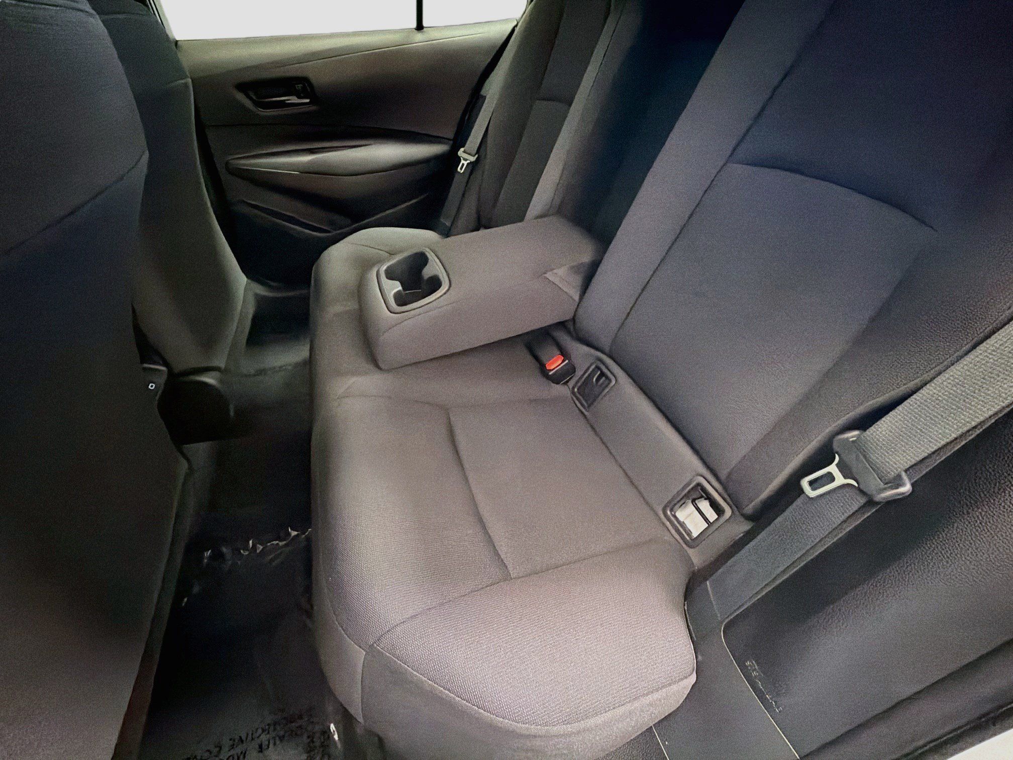 Used 2025 Toyota Corolla LE FWD image 13