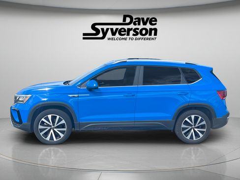 Used 2023 Volkswagen Taos SE AWD/4WD image 7
