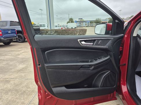 Certified 2024 Ford Edge SEL image 12